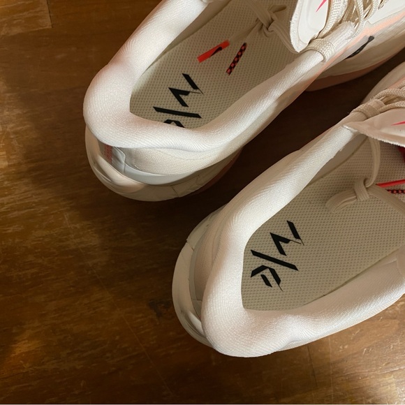 Nike Zoom Fly 6 \'Crimson Tint\' Ivory Pink FN8454-102 $180 - Size 6.5 main image 14